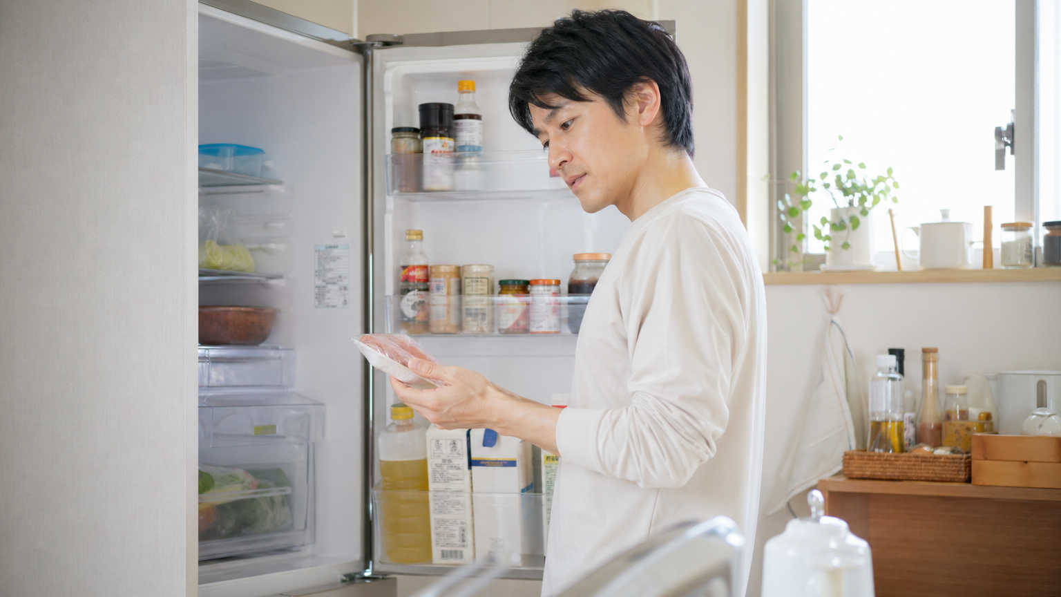 なぜ食品ロスはなかなか減らないのか?主な原因をわかりやすく解説